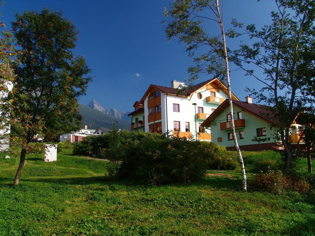Hotel Villa Siesta Vysoke Tatry Bagian luar foto