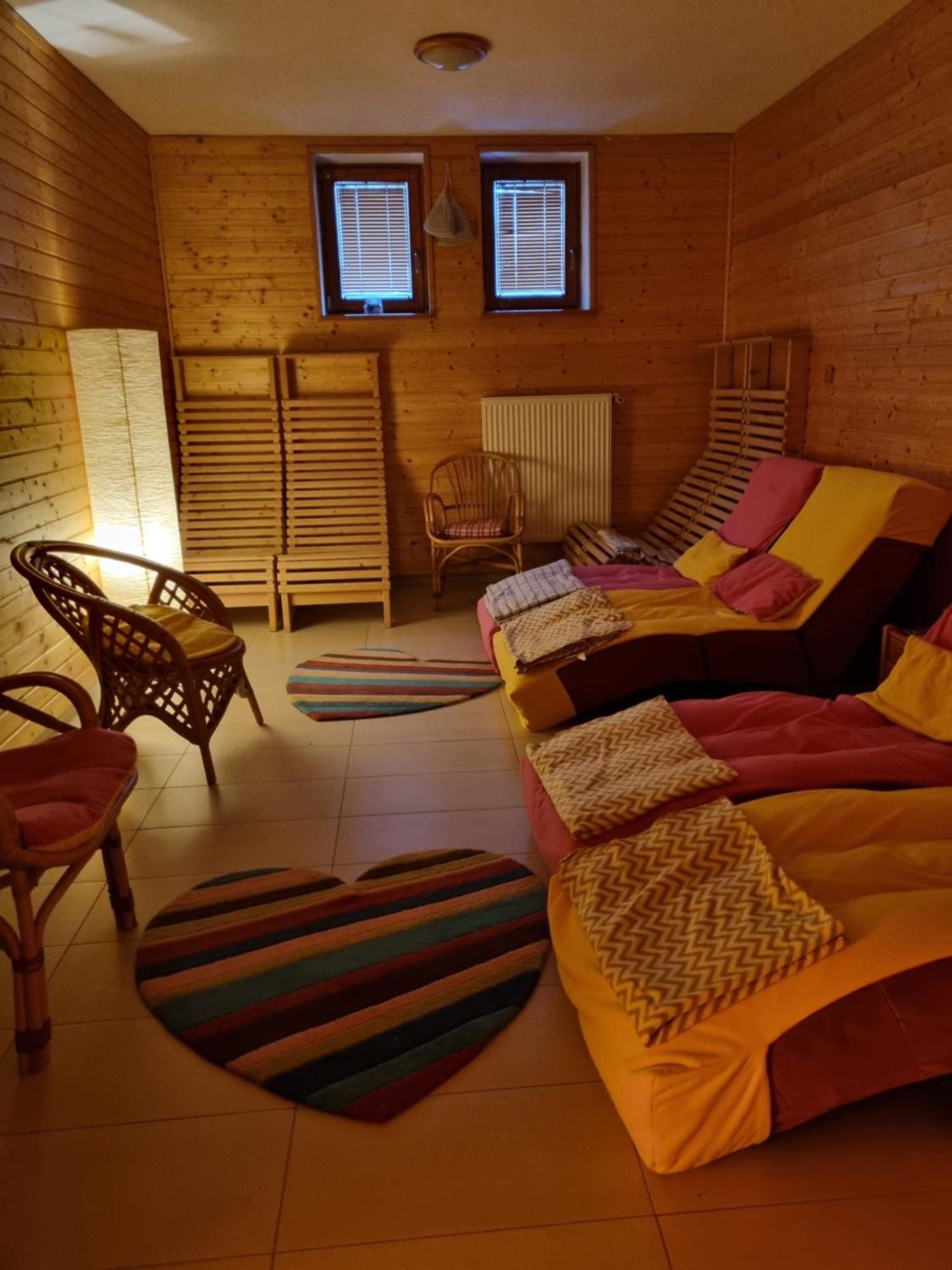 Hotel Villa Siesta Vysoke Tatry Bagian luar foto