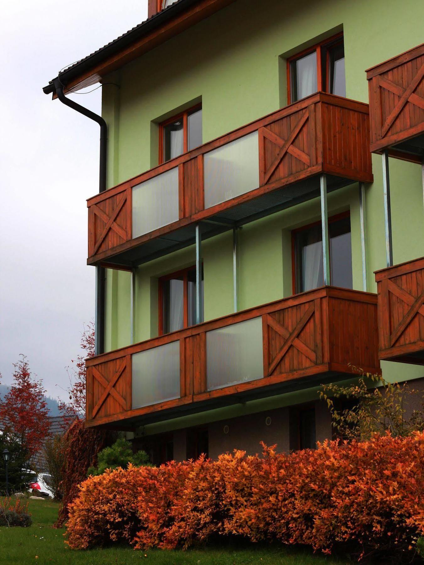 Hotel Villa Siesta Vysoke Tatry Bagian luar foto