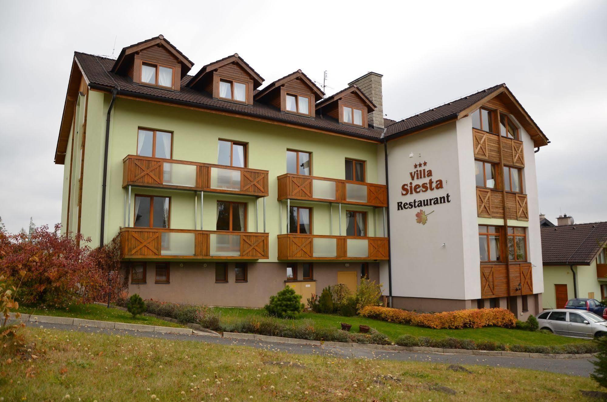 Hotel Villa Siesta Vysoke Tatry Bagian luar foto
