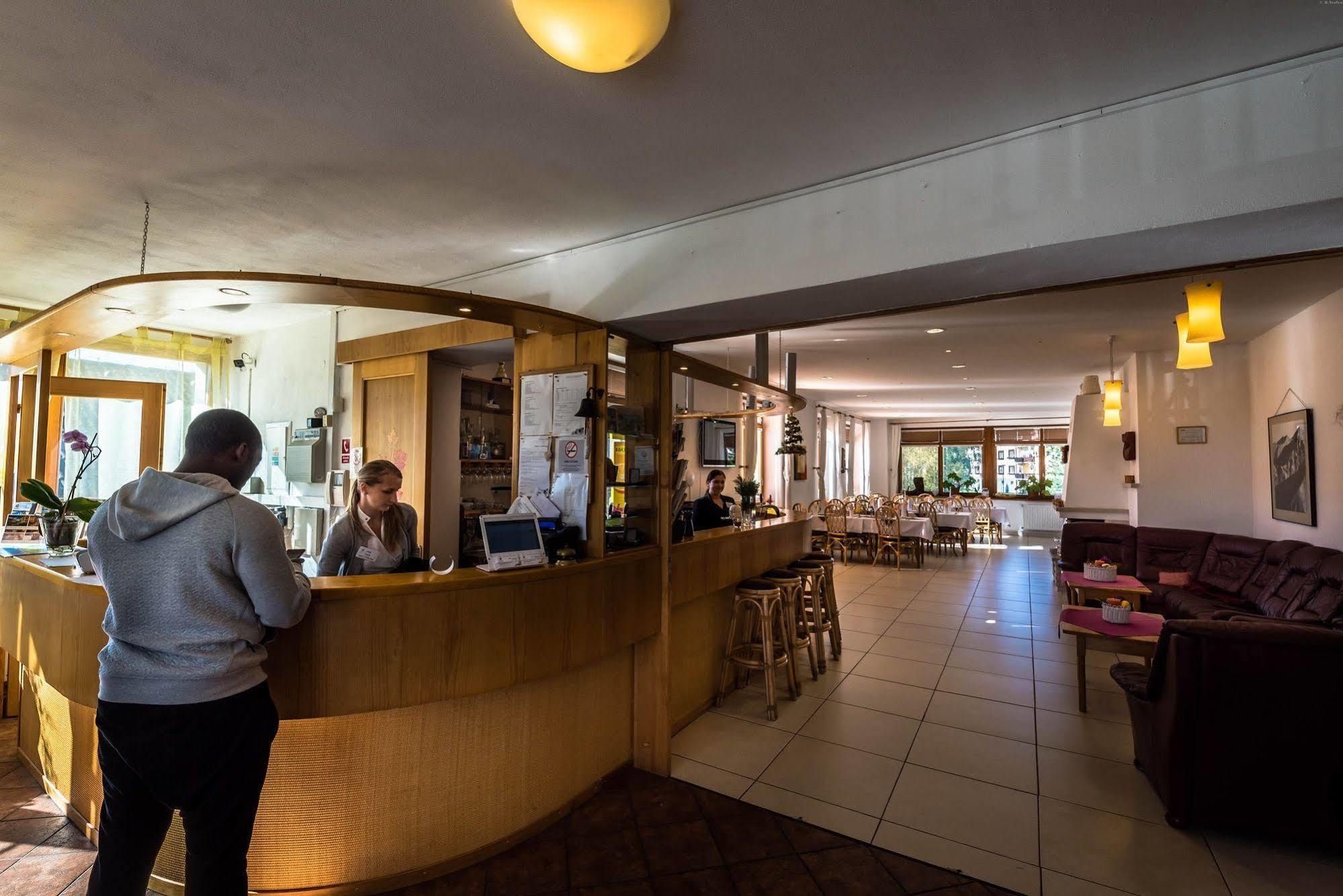 Hotel Villa Siesta Vysoke Tatry Bagian luar foto