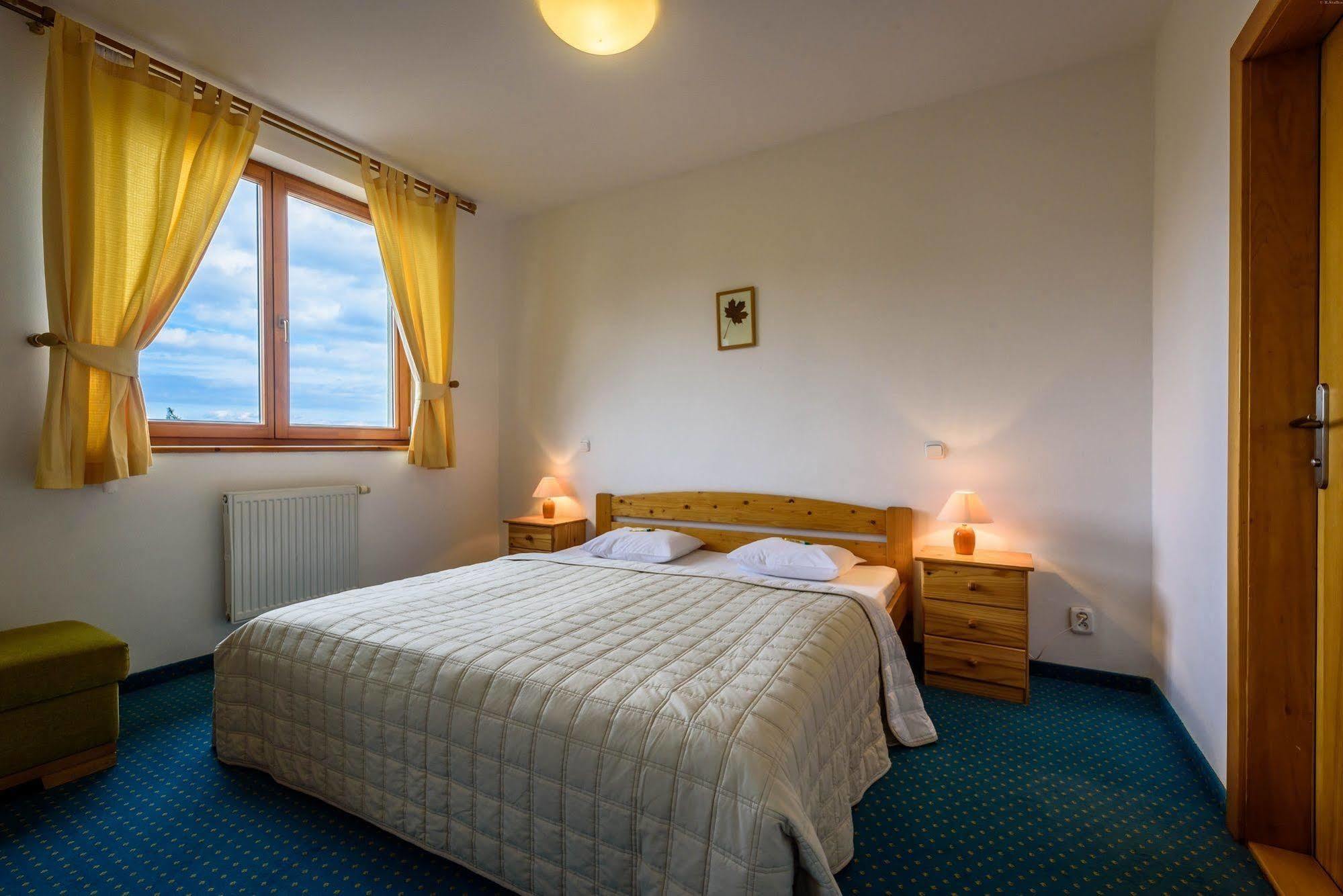 Hotel Villa Siesta Vysoke Tatry Bagian luar foto